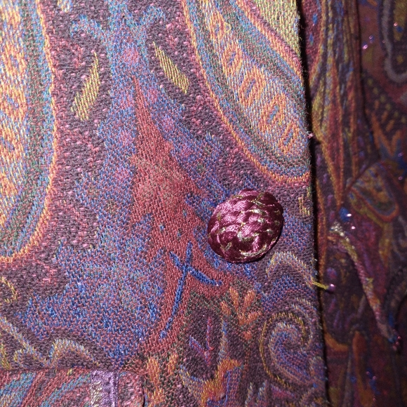 The LIMITED Coat - Picture 4 of 9